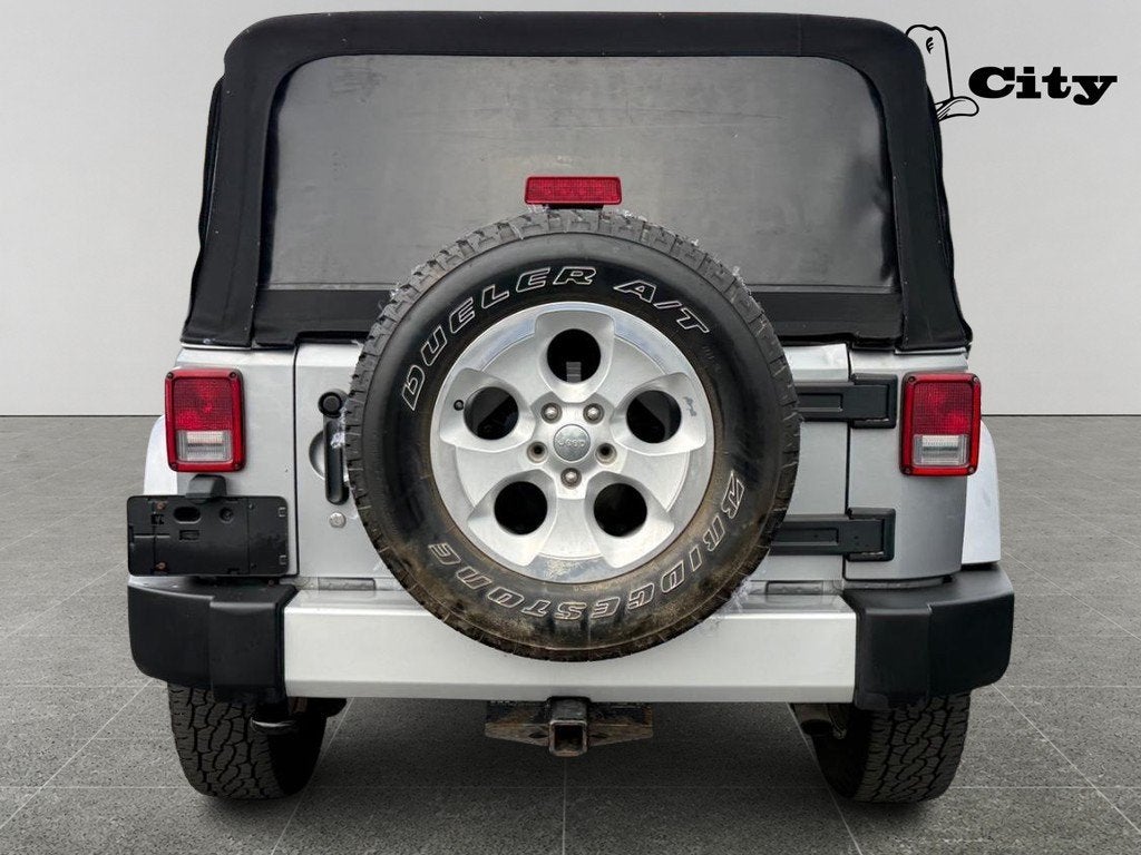 2013 Jeep Wrangler Sahara