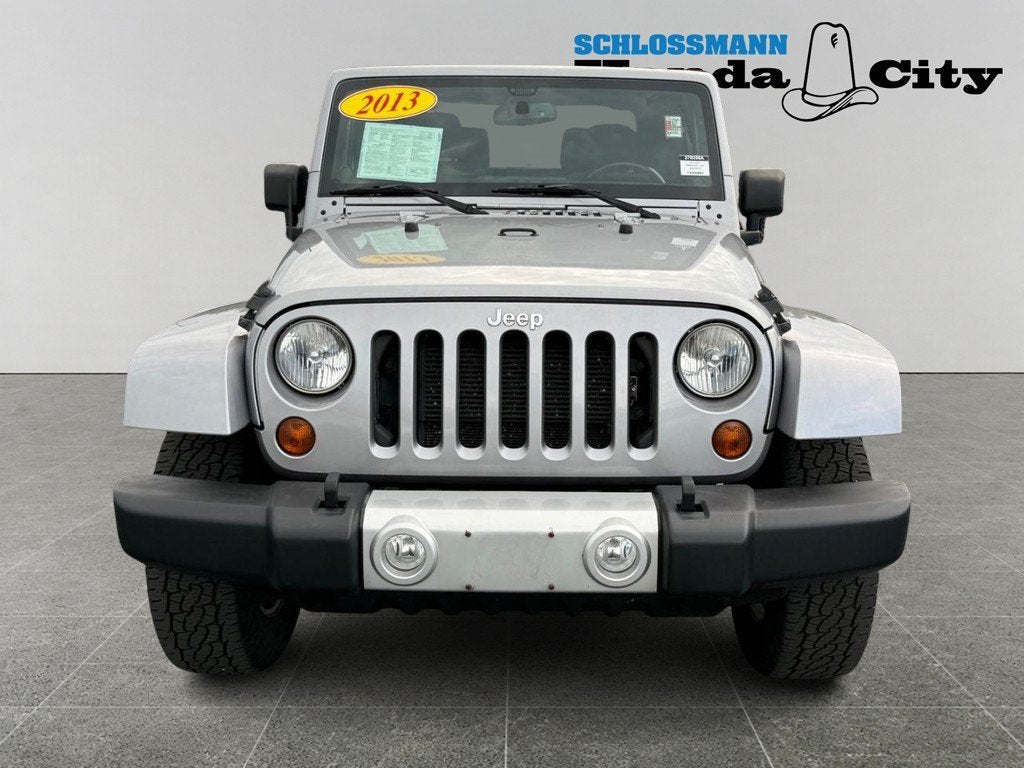 2013 Jeep Wrangler Sahara