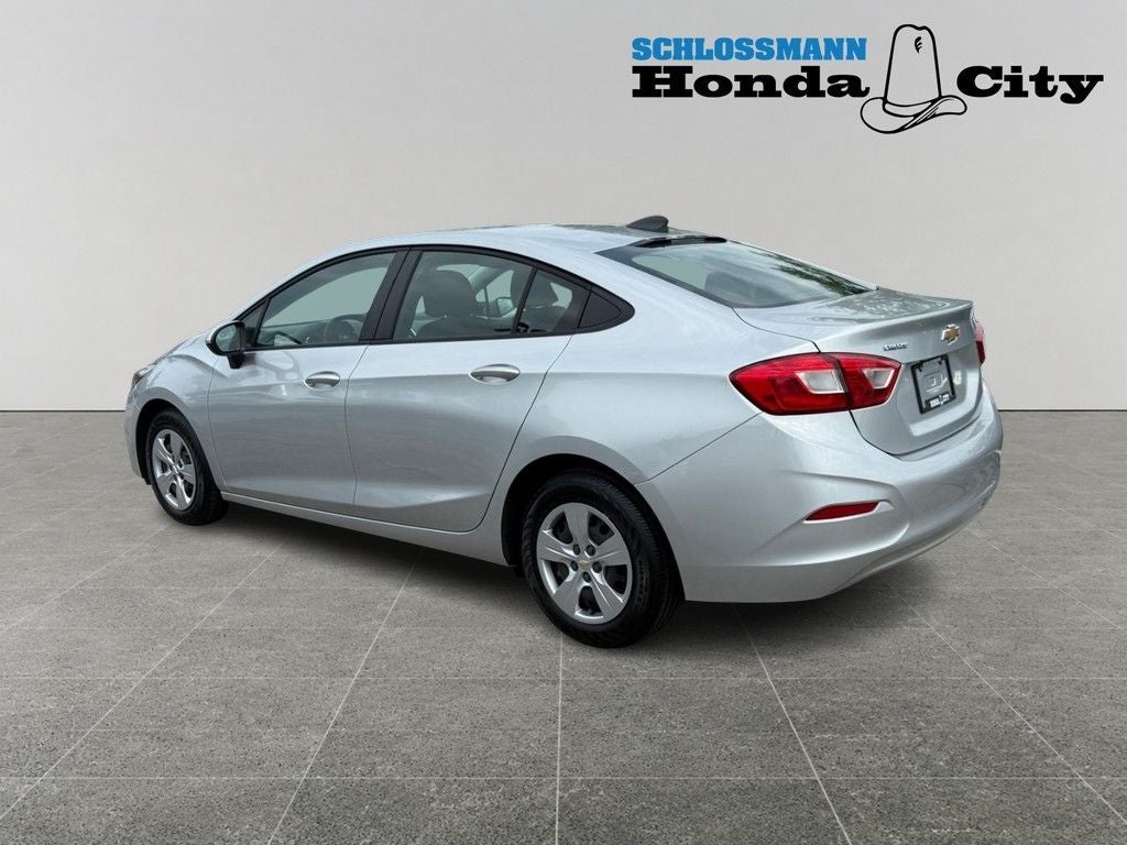 2018 Chevrolet Cruze LS