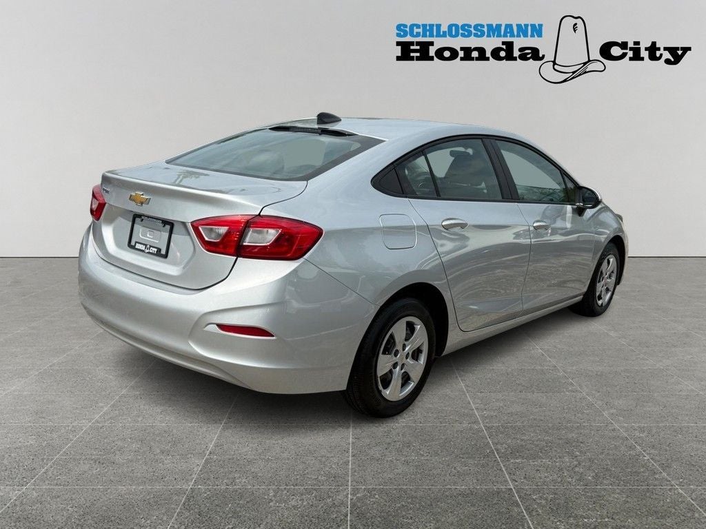 2018 Chevrolet Cruze LS