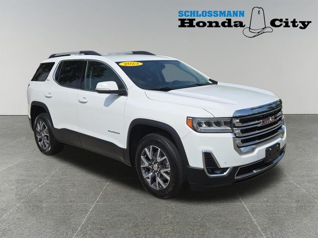 2023 GMC Acadia SLT