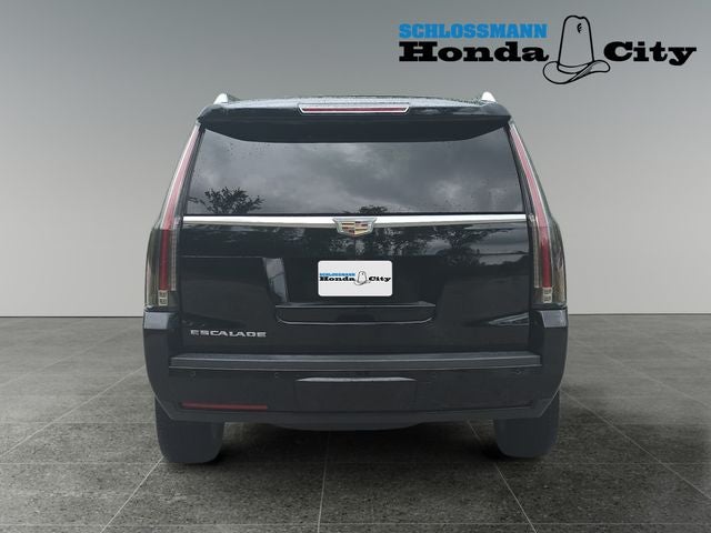 2018 Cadillac Escalade Luxury