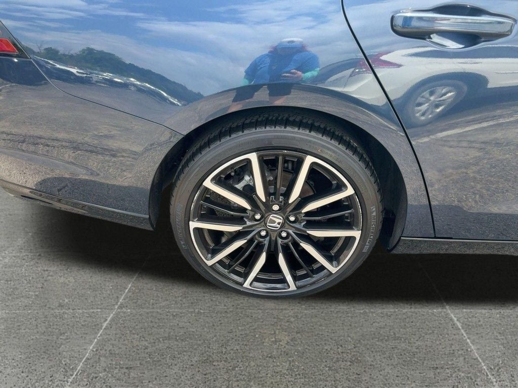 2023 Honda Accord Hybrid Touring - Photo 9