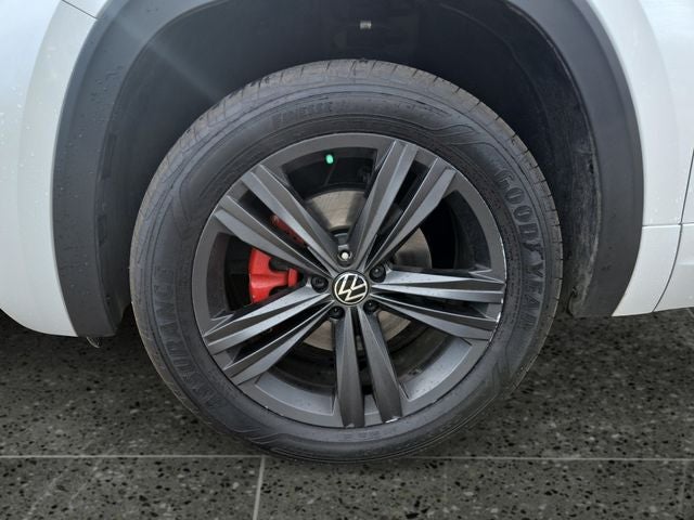 2022 Volkswagen Atlas Cross Sport 3.6L V6 SEL R-Line