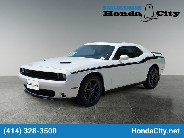 2023 Dodge Challenger SXT Auto AWD's photo