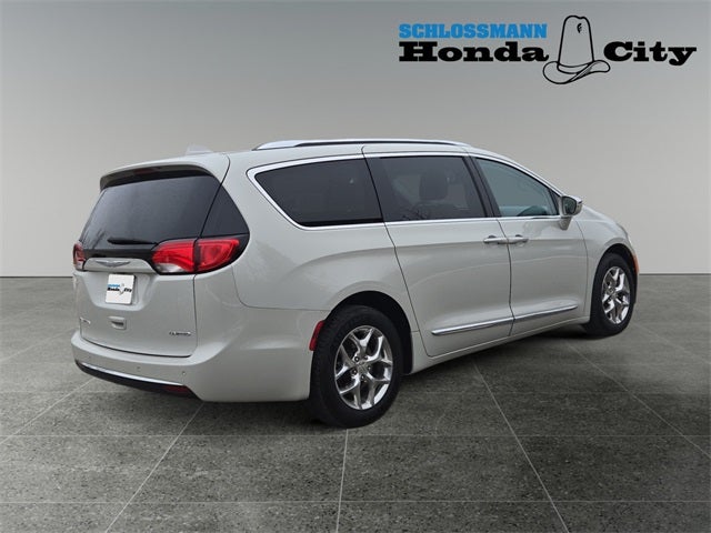 2017 Chrysler Pacifica Limited