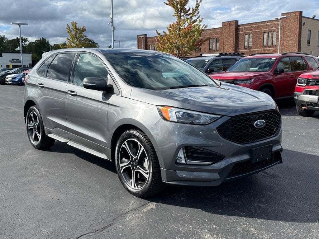 2021 Ford Edge ST