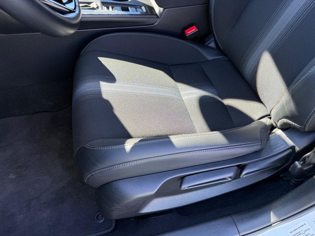 2025 Honda Civic Sport - Photo 25