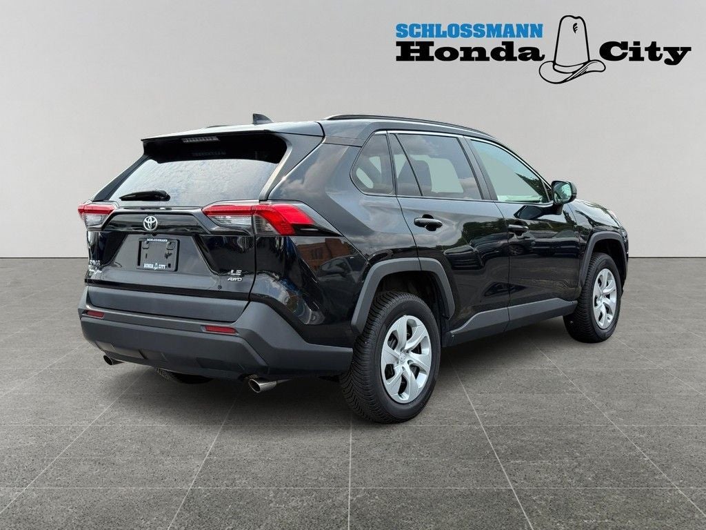 2019 Toyota RAV4 LE
