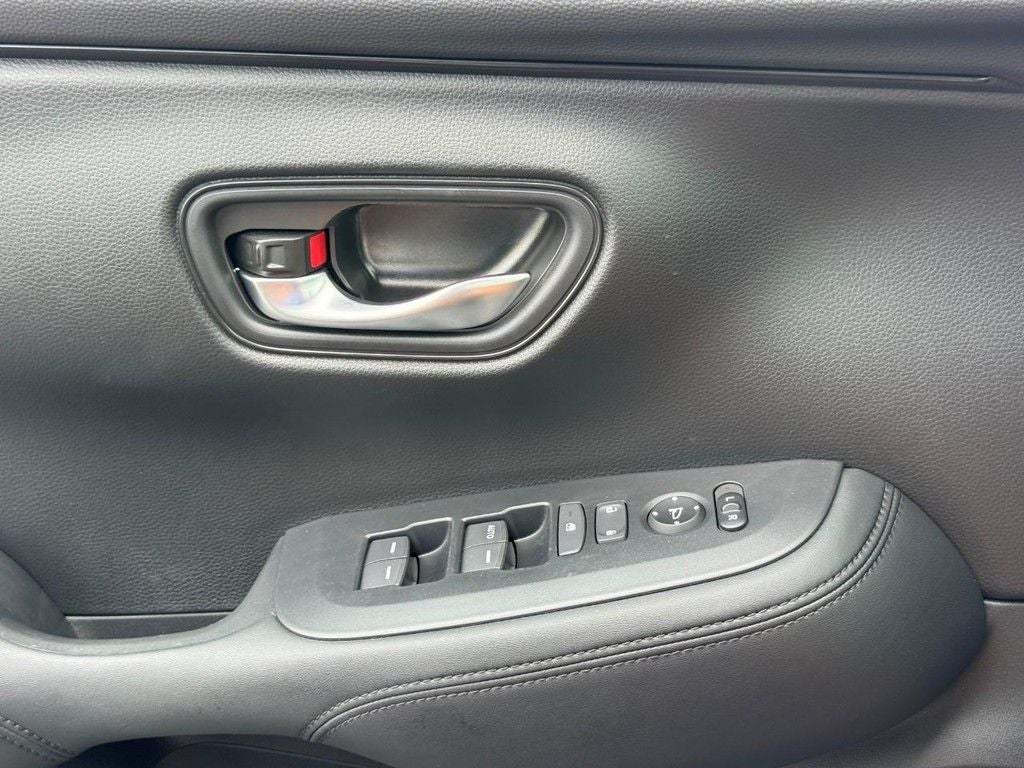 2025 Honda HR-V LX - Photo 24