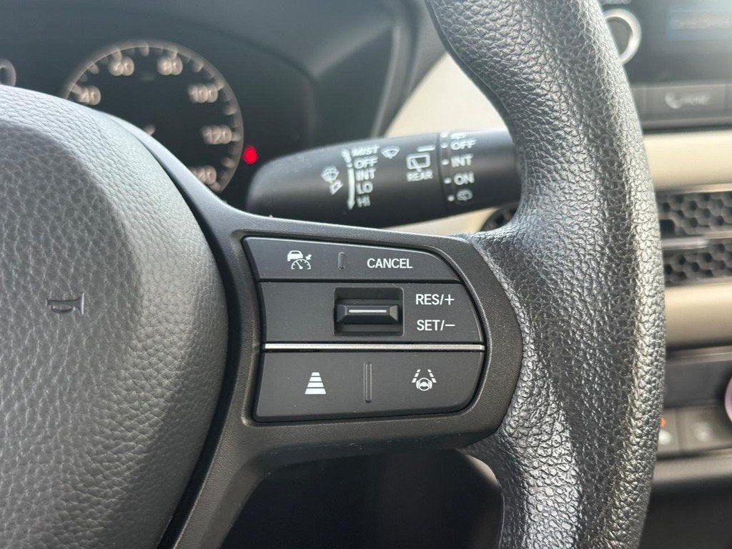 2025 Honda HR-V LX
