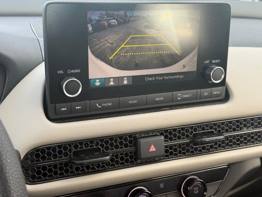 2025 Honda HR-V LX - Photo 17