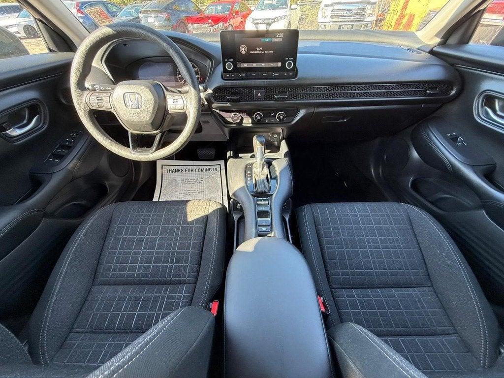 2025 Honda HR-V LX