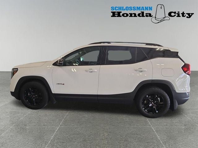 2023 GMC Terrain AT4