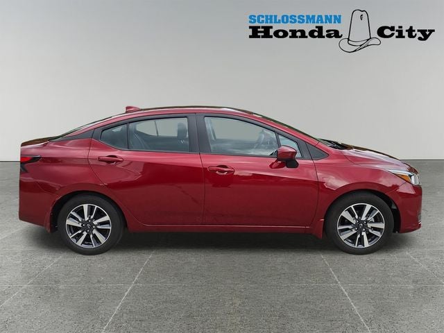 2024 Nissan Versa 1.6 SV