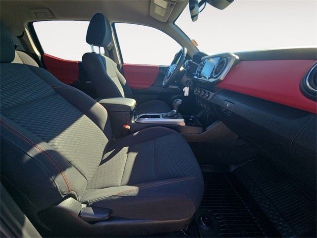 2020 Toyota Tacoma SR5 V6