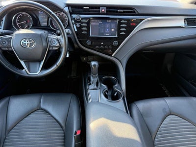 2018 Toyota Camry SE