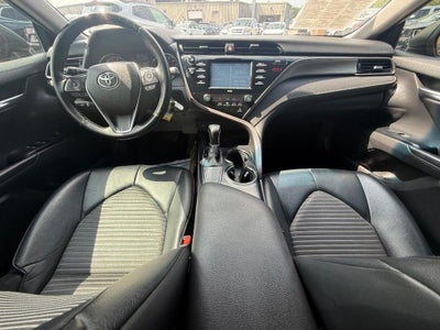 2020 Toyota Camry SE