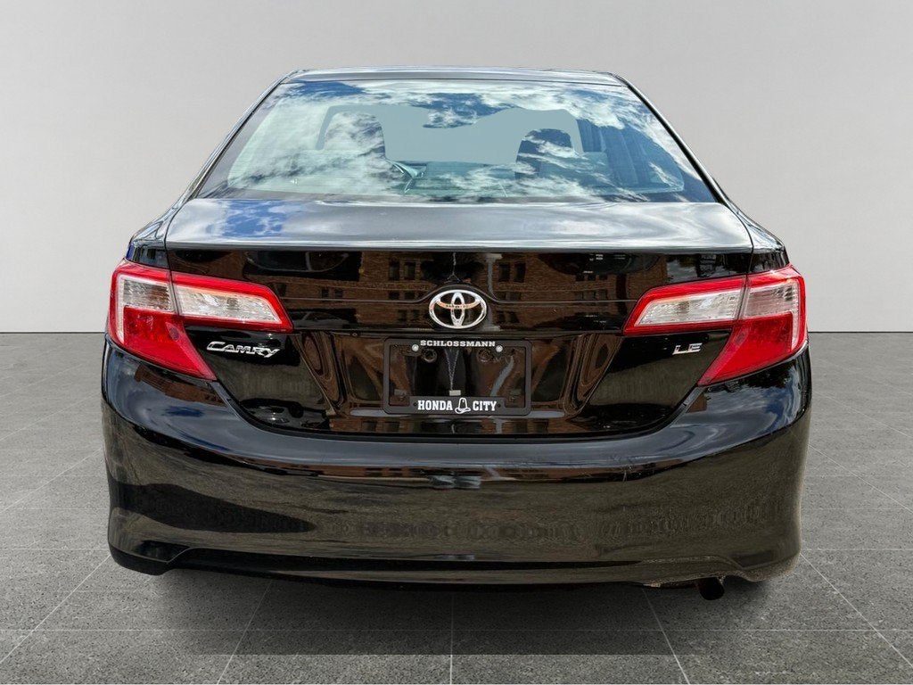2014 Toyota Camry LE