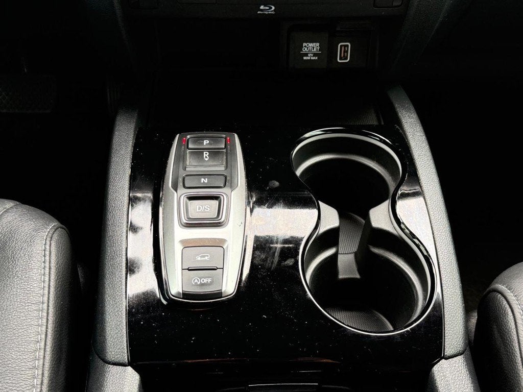 2022 Honda Pilot Touring 8 Passenger