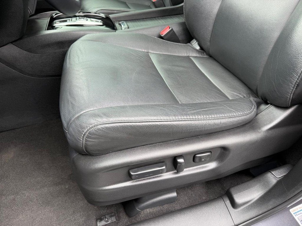 2022 Honda Pilot Touring 8 Passenger
