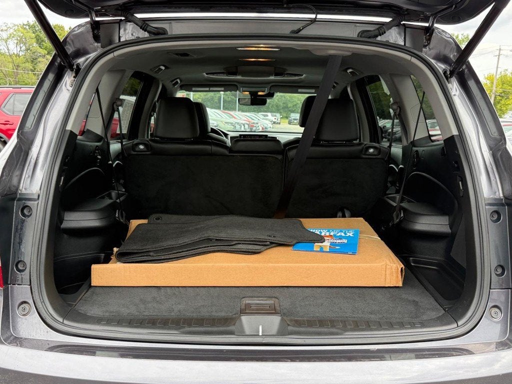 2022 Honda Pilot Touring 8 Passenger
