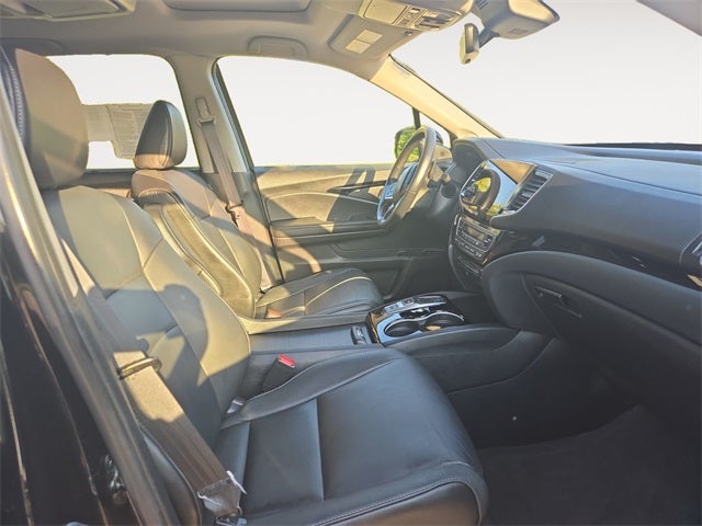 2021 Honda Pilot Touring 8 Passenger