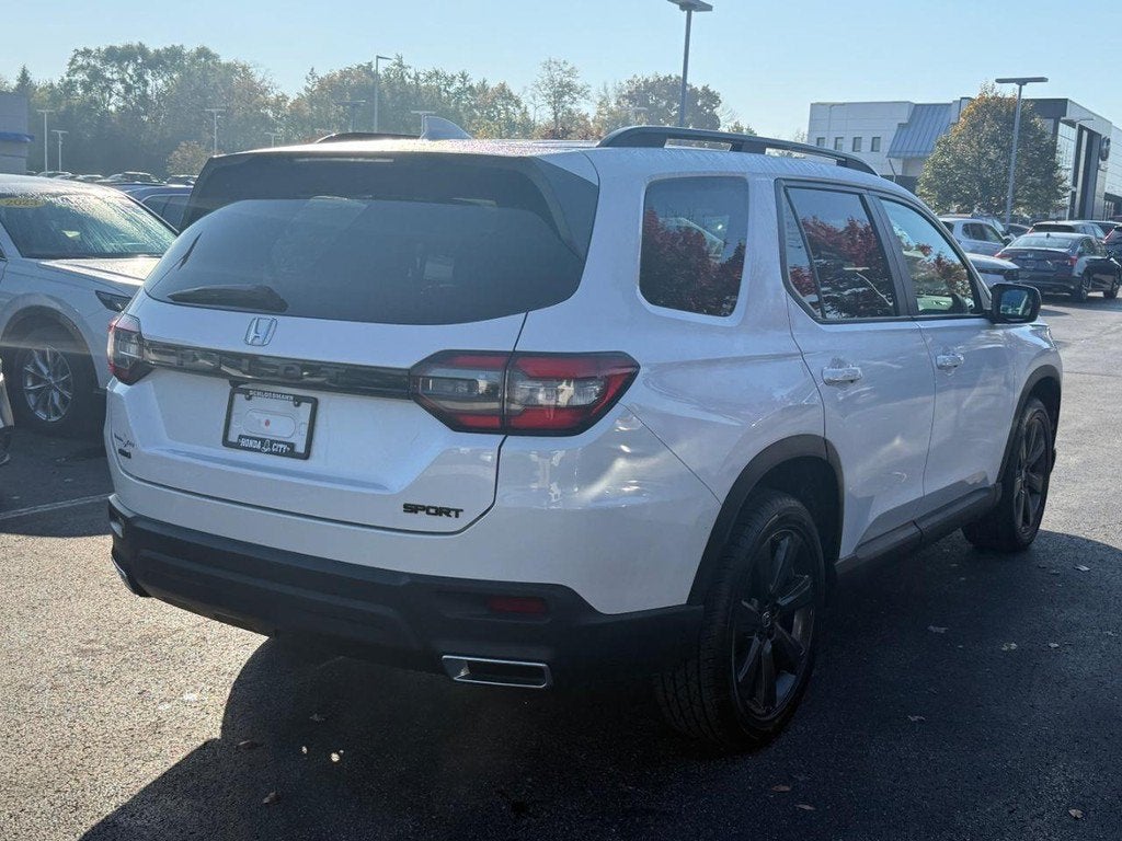 2025 Honda Pilot Sport