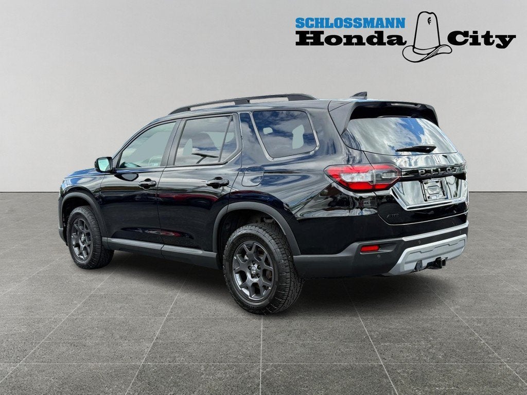 2023 Honda Pilot TrailSport