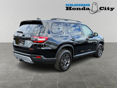 2023 Honda Pilot TrailSport