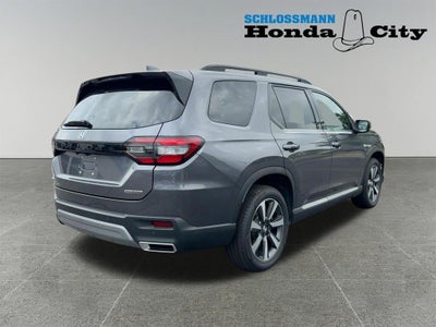 2025 Honda Pilot Touring