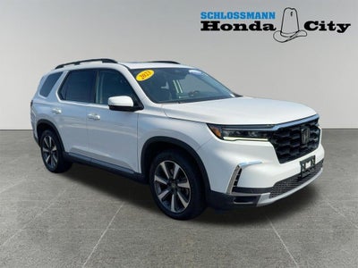 2023 Honda Pilot Touring