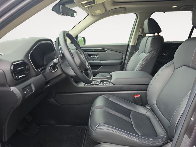 2025 Honda Pilot Touring - Photo 9