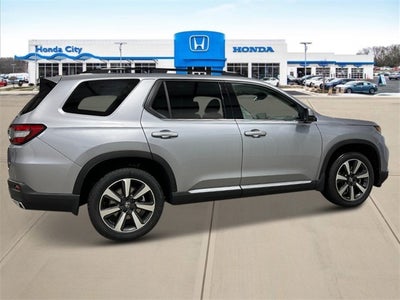 2025 Honda Pilot Touring