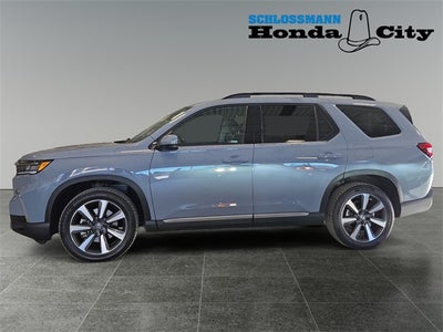 2023 Honda Pilot Touring