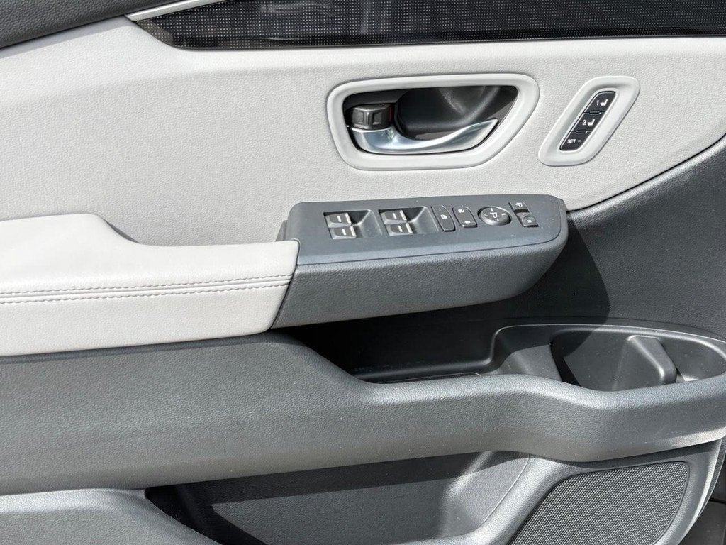 2025 Honda Pilot Elite - Photo 26