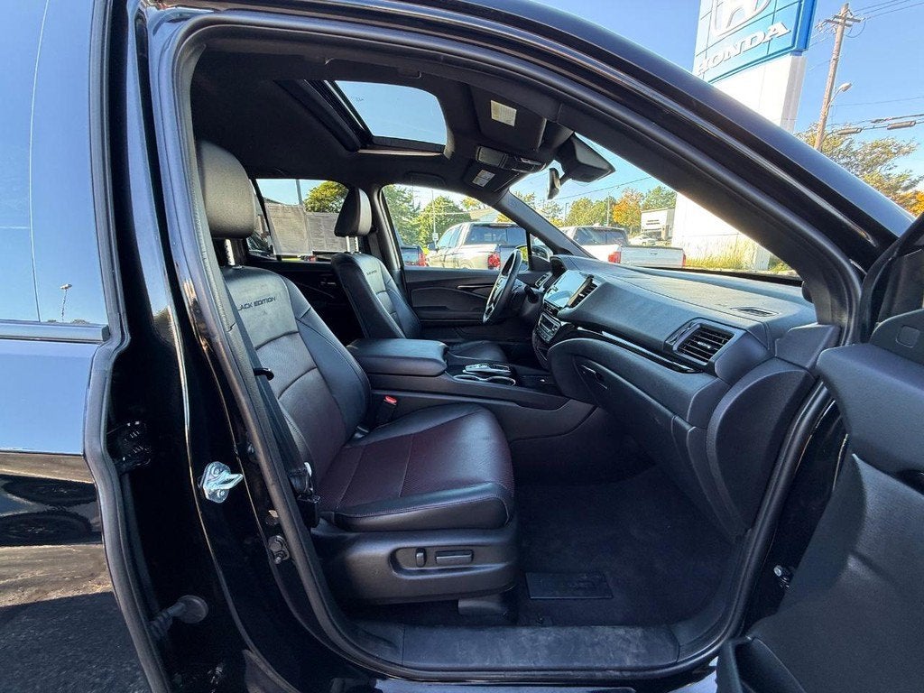 2025 Honda Ridgeline Black Edition