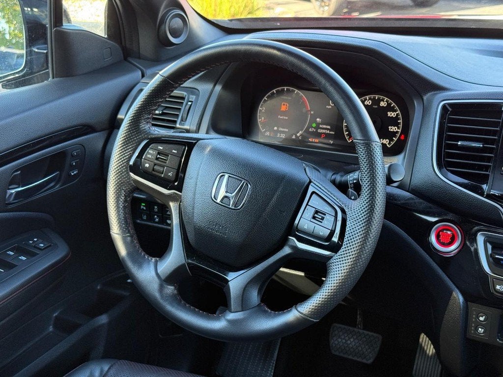2025 Honda Ridgeline Black Edition
