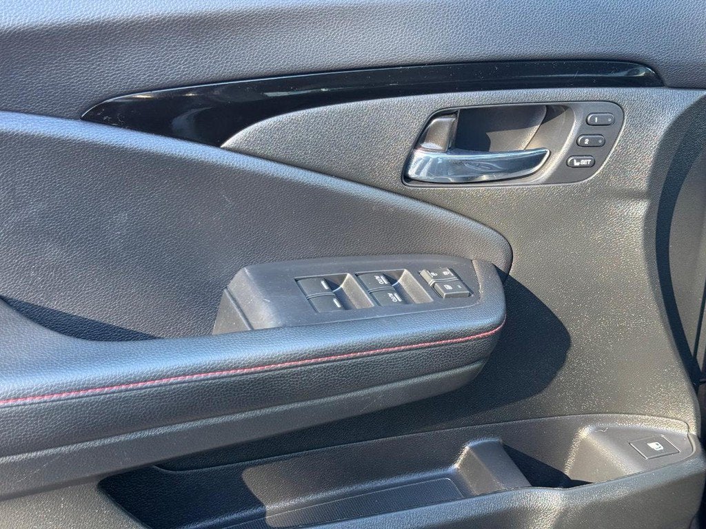 2025 Honda Ridgeline Black Edition