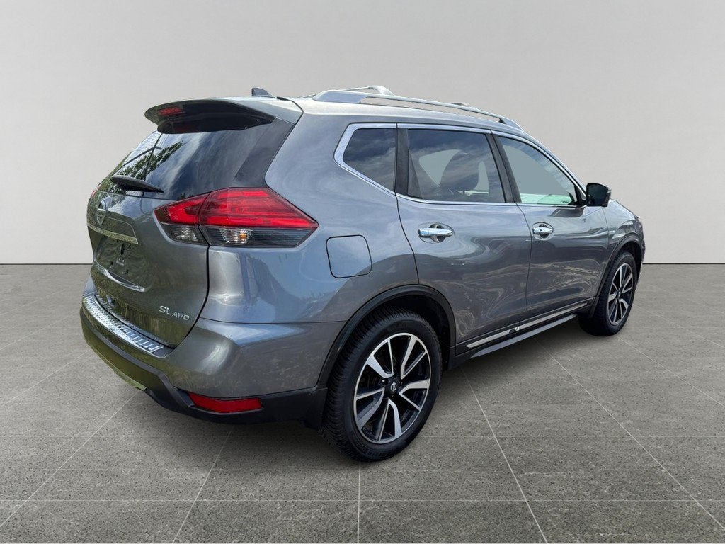 2017 Nissan Rogue SL