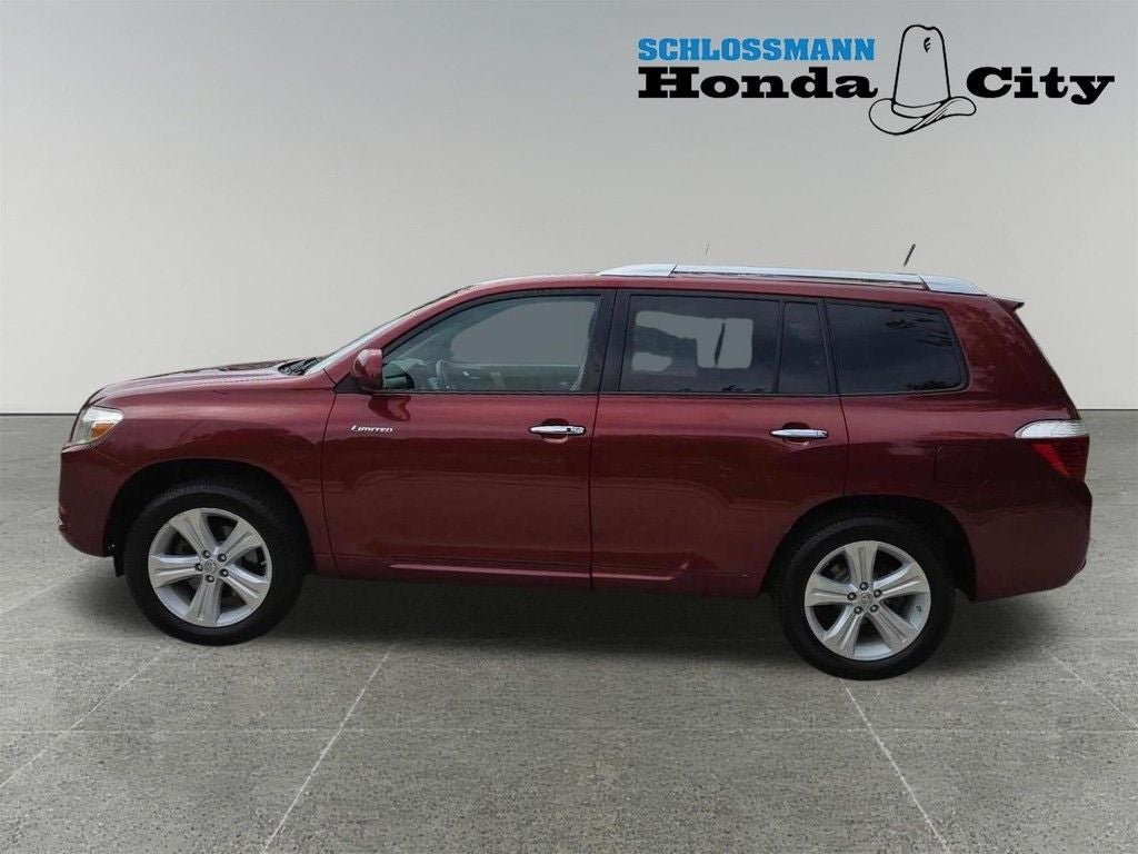Used 2010 Toyota Highlander Limited with VIN 5TDDK3EH2AS011642 for sale in Greenfield, WI