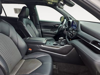 2023 Toyota Highlander XSE