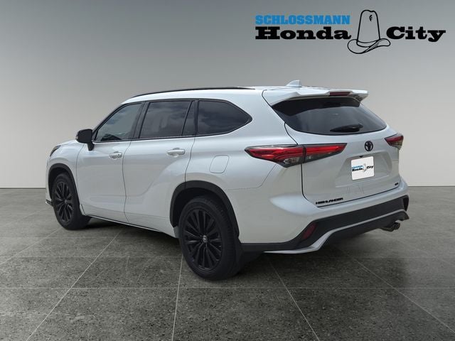 2023 Toyota Highlander XSE
