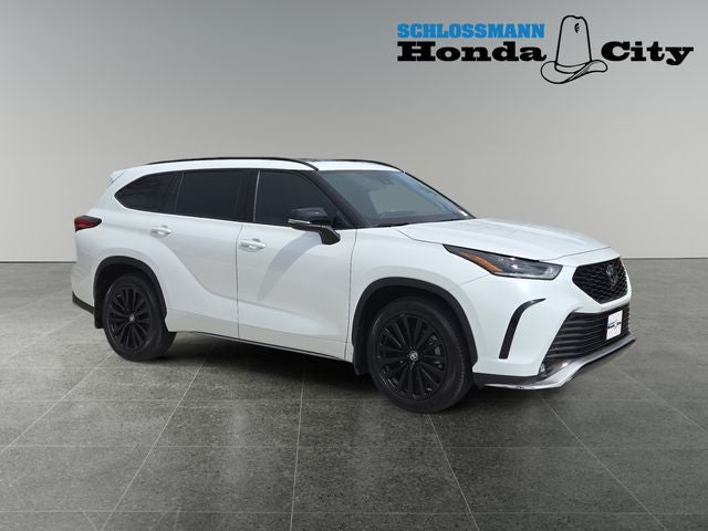 2023 Toyota Highlander XSE