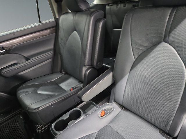 2021 Toyota Highlander Hybrid Limited