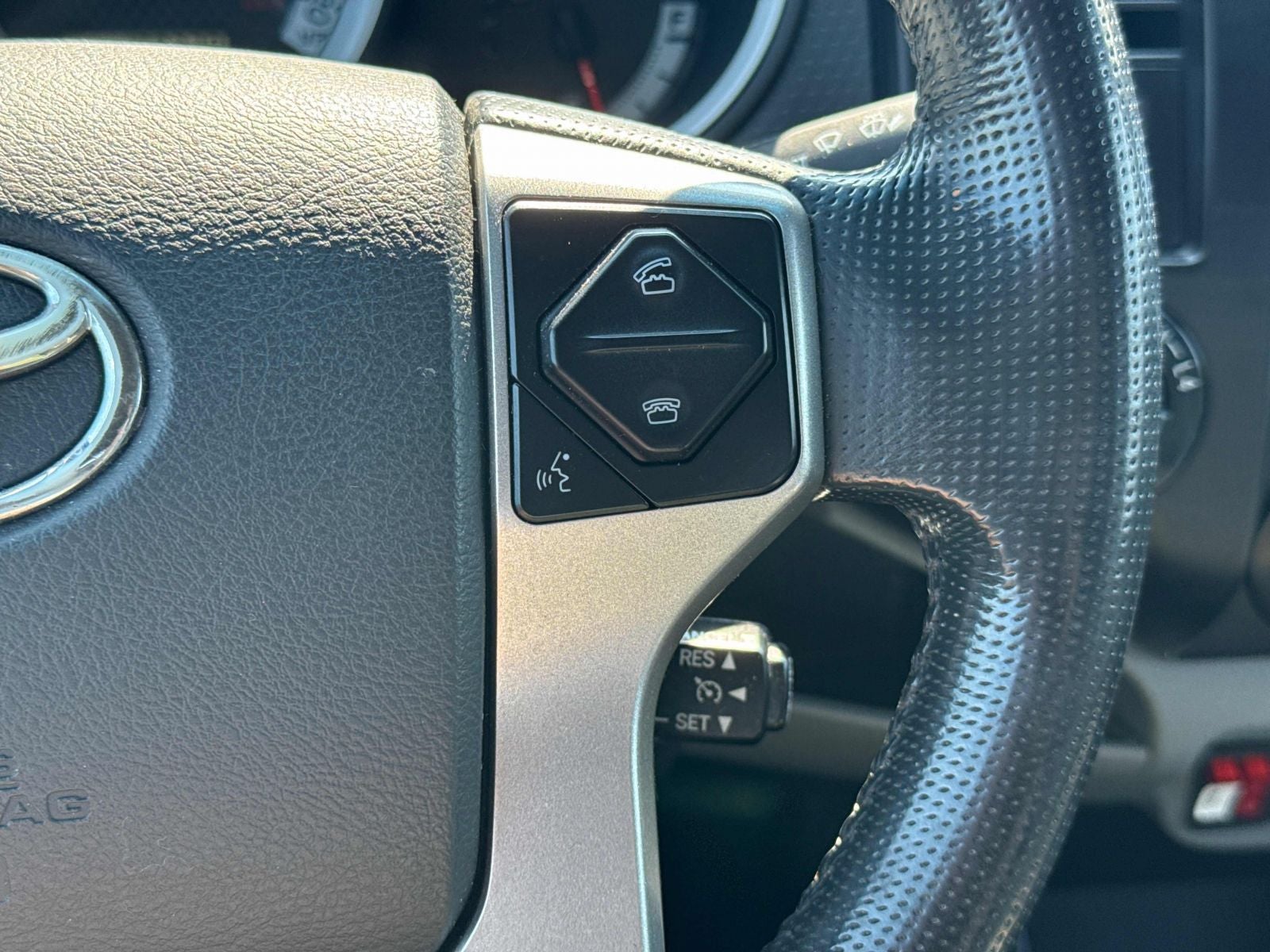 2014 Toyota Tacoma Base
