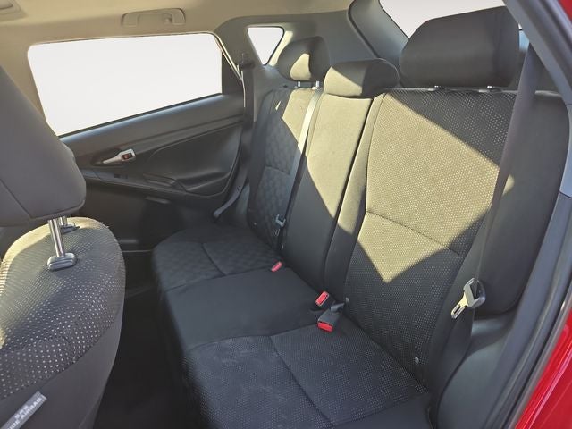 2009 Pontiac Vibe Base