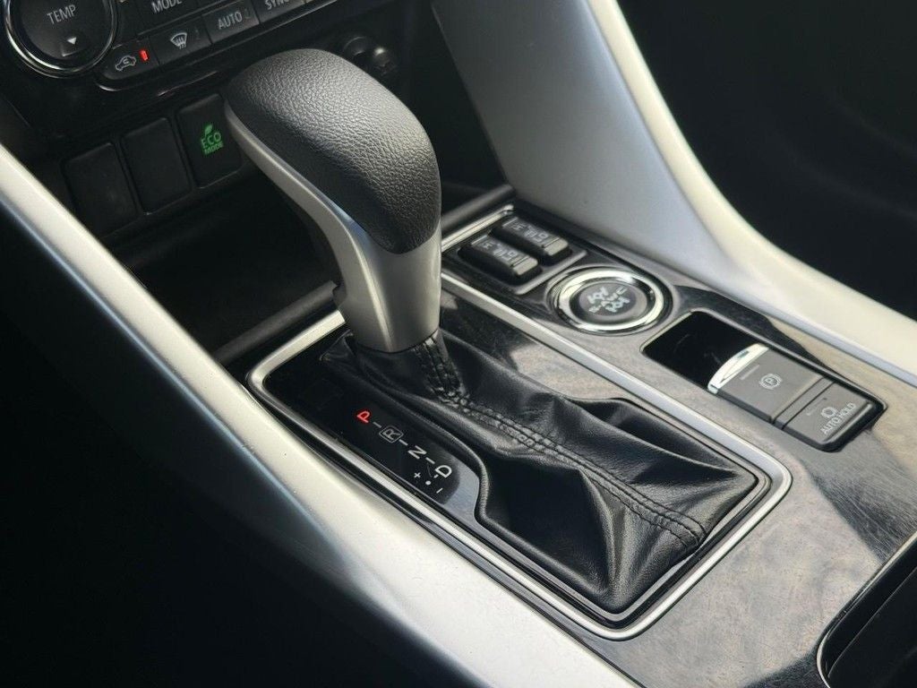 2022 Mitsubishi Eclipse Cross SE