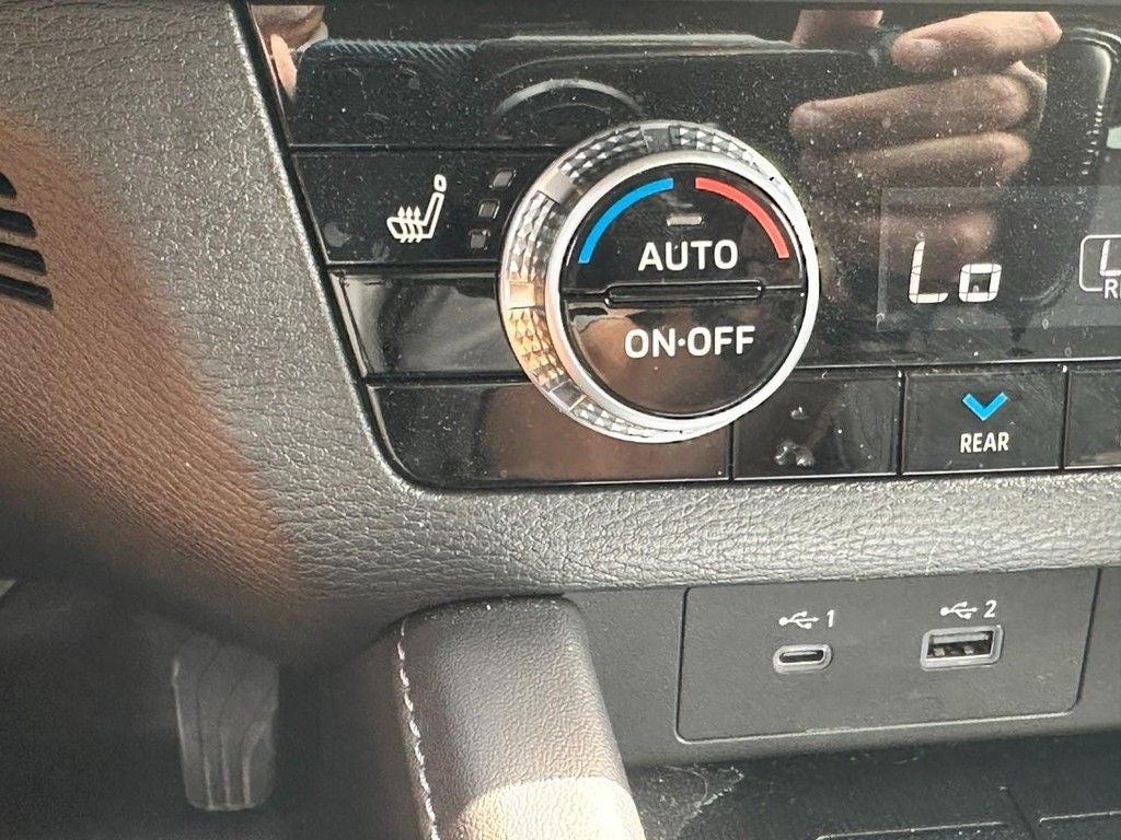 2023 Mitsubishi Outlander SEL