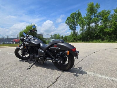 2023 Honda VT750C2B Base